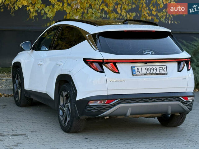 Білий Хендай Туксон, об'ємом двигуна 2 л та пробігом 37 тис. км за 28500 $, фото 4 на Automoto.ua