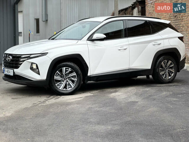 Белый Хендай Туксон, объемом двигателя 2 л и пробегом 123 тыс. км за 22800 $, фото 5 на Automoto.ua