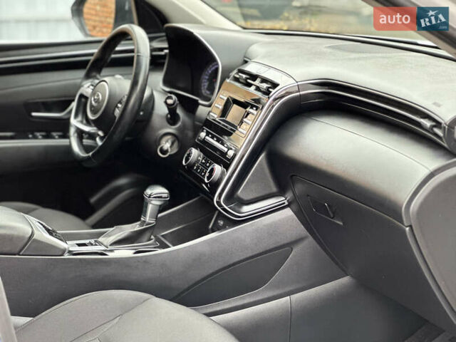 Белый Хендай Туксон, объемом двигателя 2 л и пробегом 123 тыс. км за 22800 $, фото 33 на Automoto.ua