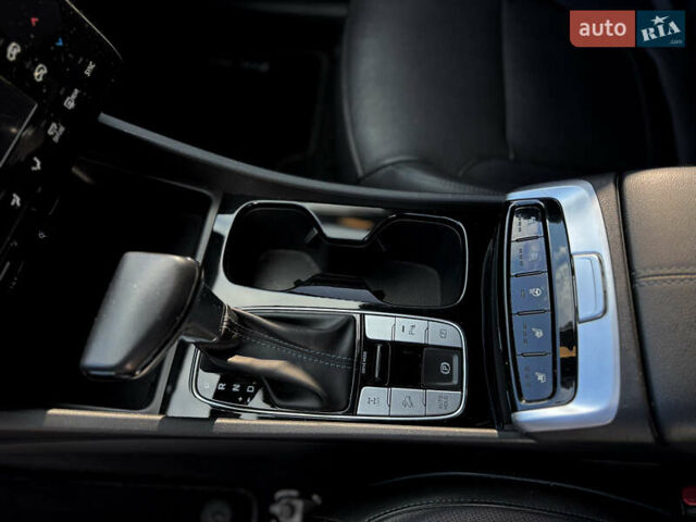 Белый Хендай Туксон, объемом двигателя 2 л и пробегом 147 тыс. км за 23700 $, фото 102 на Automoto.ua