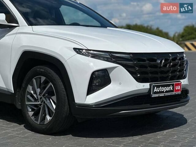Білий Хендай Туксон, об'ємом двигуна 1.6 л та пробігом 47 тис. км за 33290 $, фото 8 на Automoto.ua