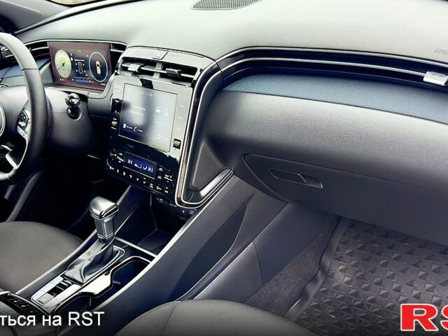 Белый Хендай Туксон, объемом двигателя 2 л и пробегом 67 тыс. км за 24500 $, фото 8 на Automoto.ua