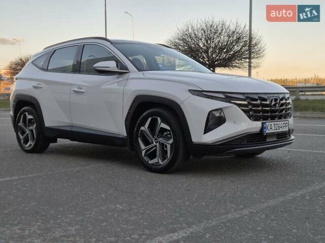 Білий Хендай Туксон, об'ємом двигуна 1.6 л та пробігом 42 тис. км за 32500 $, фото 2 на Automoto.ua
