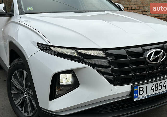 Белый Хендай Туксон, объемом двигателя 2 л и пробегом 123 тыс. км за 22800 $, фото 30 на Automoto.ua