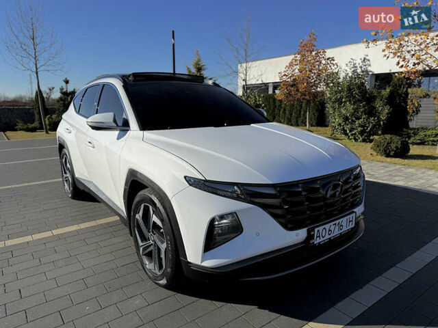Белый Хендай Туксон, объемом двигателя 2 л и пробегом 147 тыс. км за 23700 $, фото 50 на Automoto.ua
