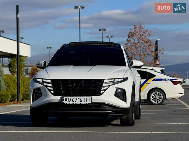 Белый Хендай Туксон, объемом двигателя 2 л и пробегом 147 тыс. км за 23700 $, фото 26 на Automoto.ua