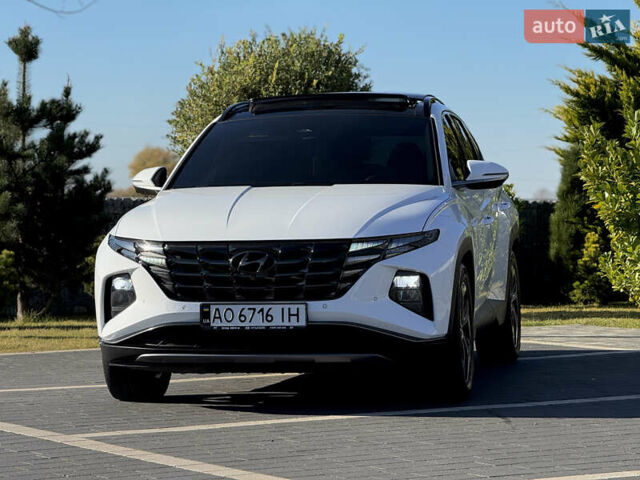 Белый Хендай Туксон, объемом двигателя 2 л и пробегом 147 тыс. км за 23700 $, фото 64 на Automoto.ua