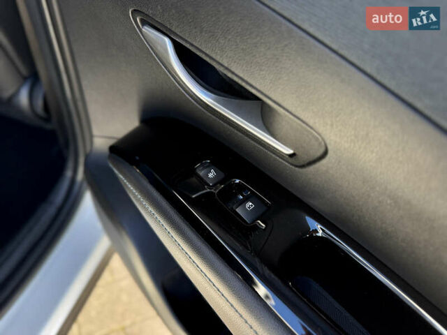 Белый Хендай Туксон, объемом двигателя 2 л и пробегом 147 тыс. км за 23700 $, фото 75 на Automoto.ua