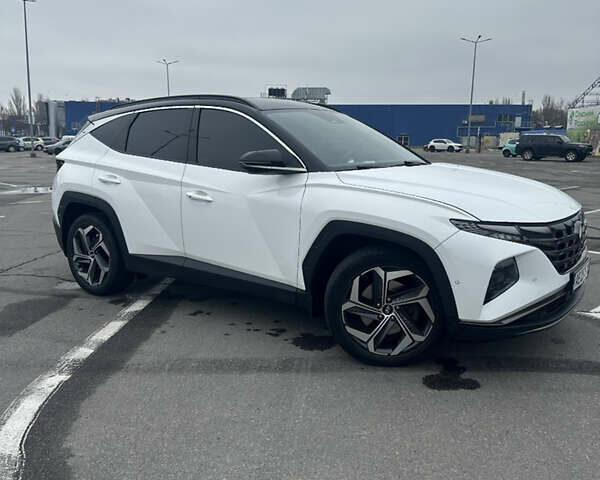 Білий Хендай Туксон, об'ємом двигуна 1.6 л та пробігом 95 тис. км за 31000 $, фото 9 на Automoto.ua