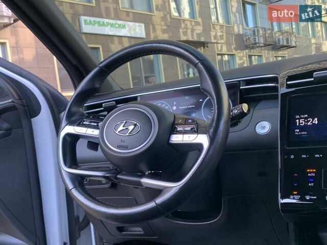 Белый Хендай Туксон, объемом двигателя 1.6 л и пробегом 97 тыс. км за 32800 $, фото 55 на Automoto.ua