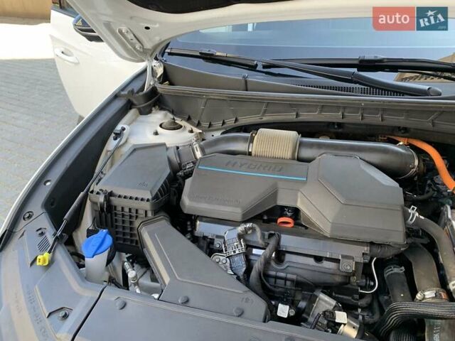 Белый Хендай Туксон, объемом двигателя 1.6 л и пробегом 97 тыс. км за 32800 $, фото 30 на Automoto.ua