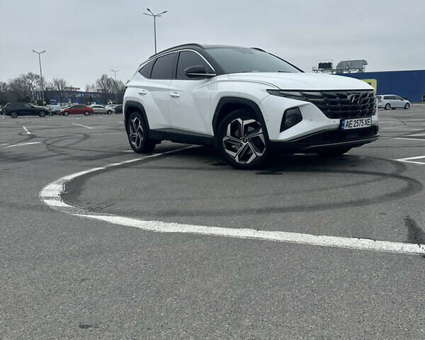 Білий Хендай Туксон, об'ємом двигуна 1.6 л та пробігом 95 тис. км за 31000 $, фото 1 на Automoto.ua