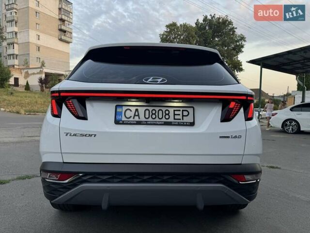 Білий Хендай Туксон, об'ємом двигуна 1.6 л та пробігом 43 тис. км за 32900 $, фото 4 на Automoto.ua