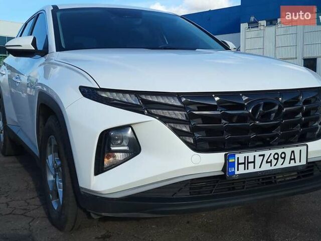 Белый Хендай Туксон, объемом двигателя 2 л и пробегом 108 тыс. км за 27999 $, фото 9 на Automoto.ua