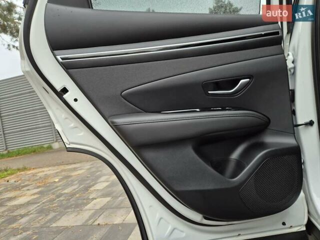 Білий Хендай Туксон, об'ємом двигуна 1.6 л та пробігом 41 тис. км за 33600 $, фото 66 на Automoto.ua