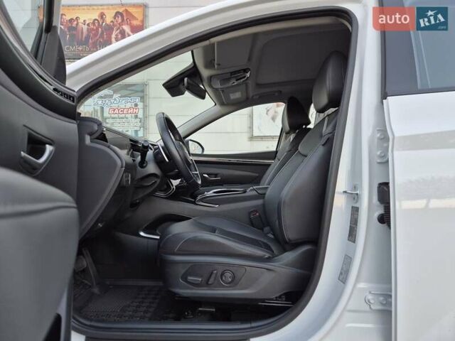 Білий Хендай Туксон, об'ємом двигуна 1.6 л та пробігом 42 тис. км за 32500 $, фото 69 на Automoto.ua