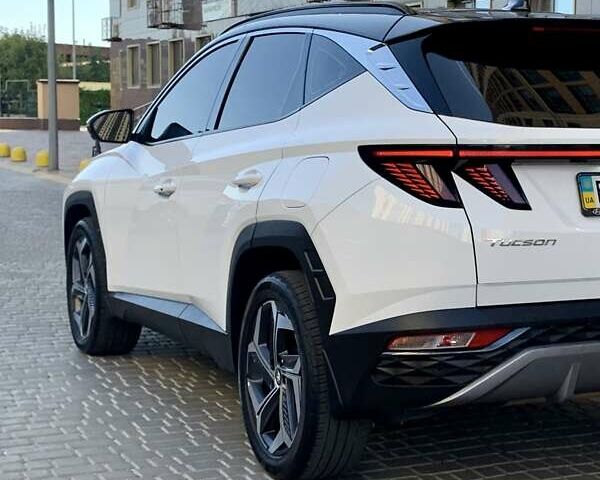 Белый Хендай Туксон, объемом двигателя 1.6 л и пробегом 97 тыс. км за 32800 $, фото 9 на Automoto.ua