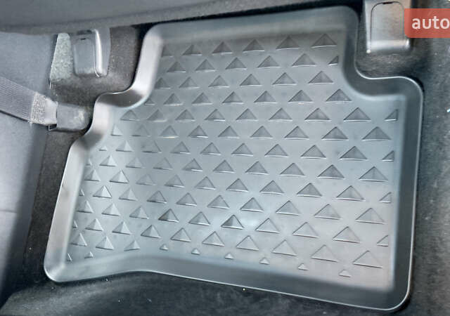 Білий Хендай Туксон, об'ємом двигуна 2 л та пробігом 67 тис. км за 24500 $, фото 37 на Automoto.ua