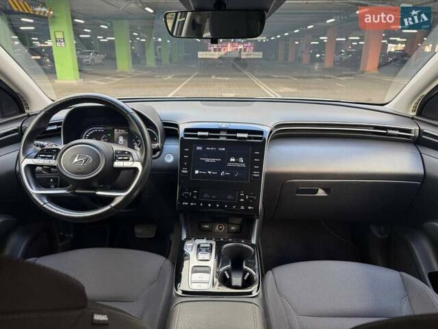 Белый Хендай Туксон, объемом двигателя 1.6 л и пробегом 69 тыс. км за 28990 $, фото 11 на Automoto.ua