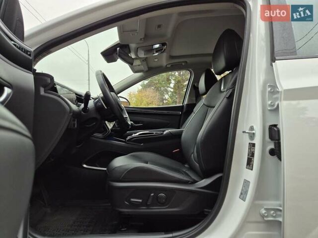 Білий Хендай Туксон, об'ємом двигуна 1.6 л та пробігом 41 тис. км за 33600 $, фото 50 на Automoto.ua