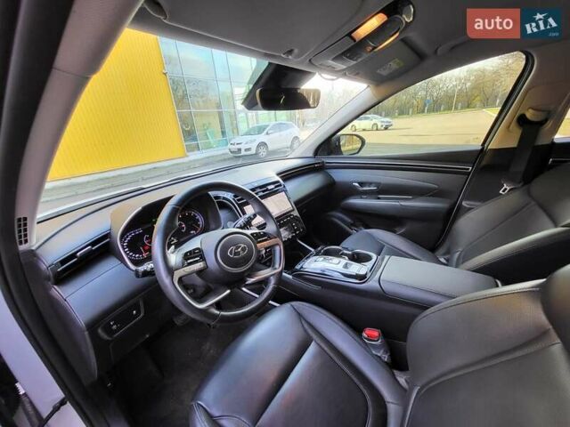 Белый Хендай Туксон, объемом двигателя 2 л и пробегом 108 тыс. км за 27999 $, фото 22 на Automoto.ua