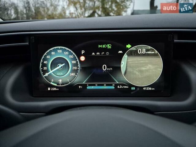 Білий Хендай Туксон, об'ємом двигуна 1.6 л та пробігом 41 тис. км за 33600 $, фото 85 на Automoto.ua