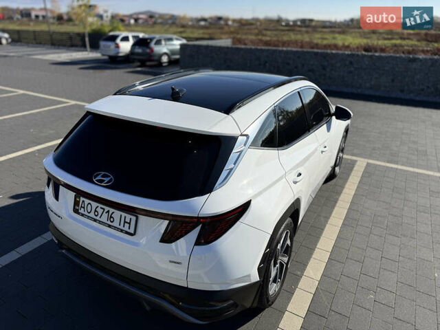 Белый Хендай Туксон, объемом двигателя 2 л и пробегом 147 тыс. км за 23700 $, фото 17 на Automoto.ua