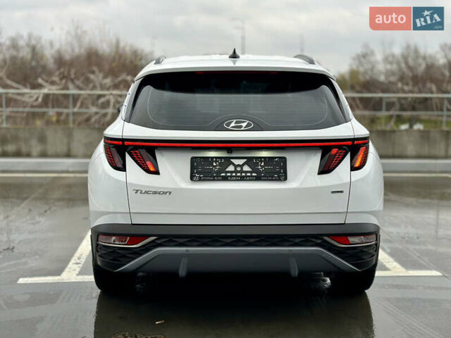 Білий Хендай Туксон, об'ємом двигуна 2 л та пробігом 67 тис. км за 24500 $, фото 6 на Automoto.ua