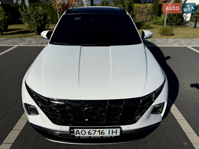 Белый Хендай Туксон, объемом двигателя 2 л и пробегом 147 тыс. км за 23700 $, фото 20 на Automoto.ua