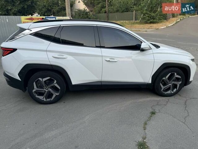 Білий Хендай Туксон, об'ємом двигуна 1.6 л та пробігом 43 тис. км за 32900 $, фото 6 на Automoto.ua