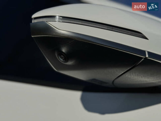 Белый Хендай Туксон, объемом двигателя 2 л и пробегом 147 тыс. км за 23700 $, фото 95 на Automoto.ua