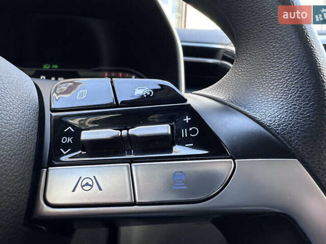 Белый Хендай Туксон, объемом двигателя 2.5 л и пробегом 47 тыс. км за 30000 $, фото 32 на Automoto.ua