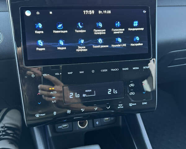 Белый Хендай Туксон, объемом двигателя 2 л и пробегом 58 тыс. км за 26900 $, фото 36 на Automoto.ua