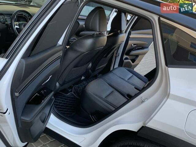 Белый Хендай Туксон, объемом двигателя 1.6 л и пробегом 97 тыс. км за 32800 $, фото 50 на Automoto.ua