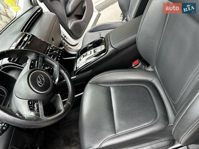 Белый Хендай Туксон, объемом двигателя 2 л и пробегом 107 тыс. км за 29500 $, фото 11 на Automoto.ua