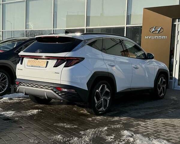 Білий Хендай Туксон, об'ємом двигуна 1.6 л та пробігом 27 тис. км за 32900 $, фото 2 на Automoto.ua