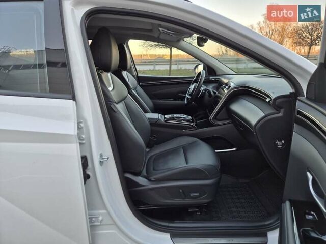 Білий Хендай Туксон, об'ємом двигуна 1.6 л та пробігом 42 тис. км за 32500 $, фото 62 на Automoto.ua