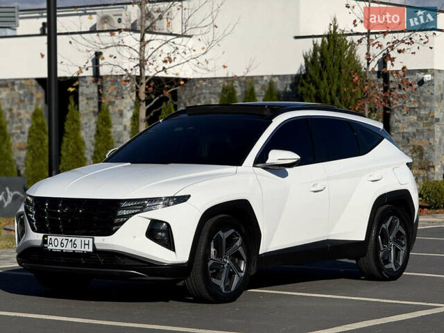 Белый Хендай Туксон, объемом двигателя 2 л и пробегом 147 тыс. км за 23700 $, фото 25 на Automoto.ua