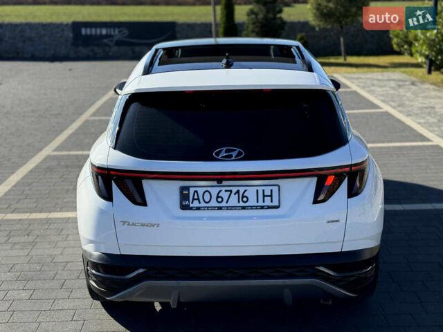 Белый Хендай Туксон, объемом двигателя 2 л и пробегом 147 тыс. км за 23700 $, фото 38 на Automoto.ua