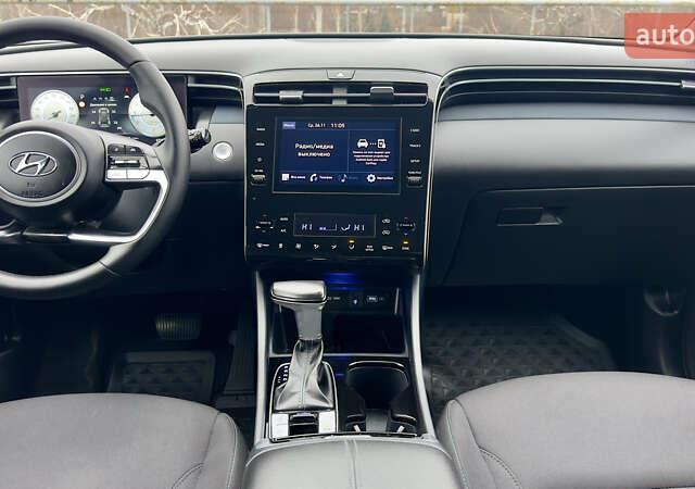 Білий Хендай Туксон, об'ємом двигуна 2 л та пробігом 67 тис. км за 24500 $, фото 63 на Automoto.ua