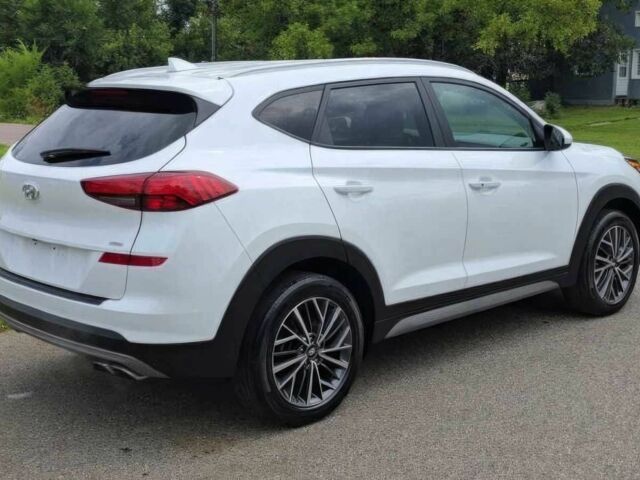 Белый Хендай Туксон, объемом двигателя 2.4 л и пробегом 26 тыс. км за 13000 $, фото 5 на Automoto.ua