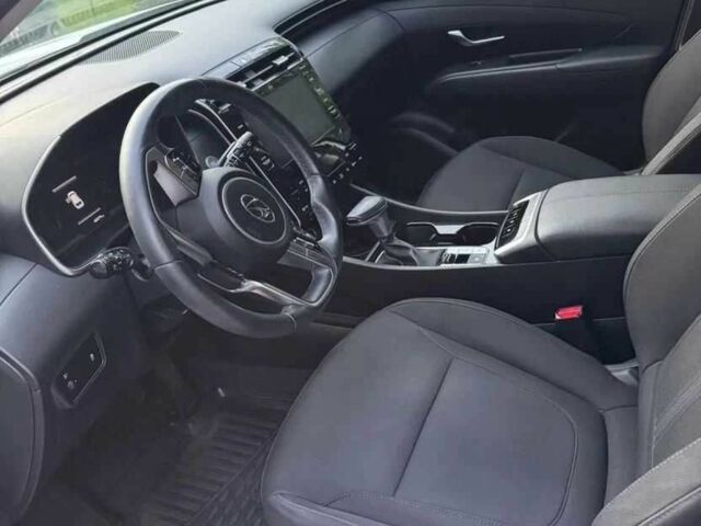 Білий Хендай Туксон, об'ємом двигуна 2 л та пробігом 60 тис. км за 20000 $, фото 8 на Automoto.ua