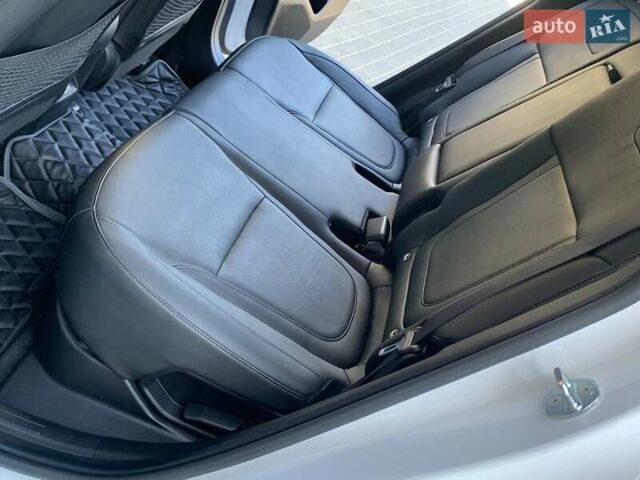 Белый Хендай Туксон, объемом двигателя 1.6 л и пробегом 97 тыс. км за 32800 $, фото 48 на Automoto.ua