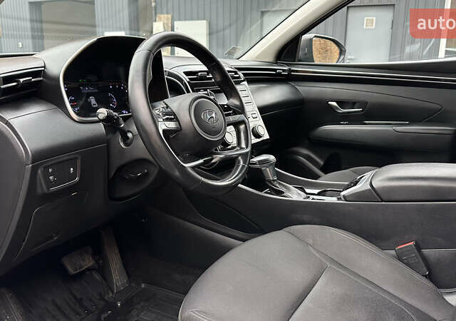 Белый Хендай Туксон, объемом двигателя 2 л и пробегом 123 тыс. км за 22800 $, фото 42 на Automoto.ua