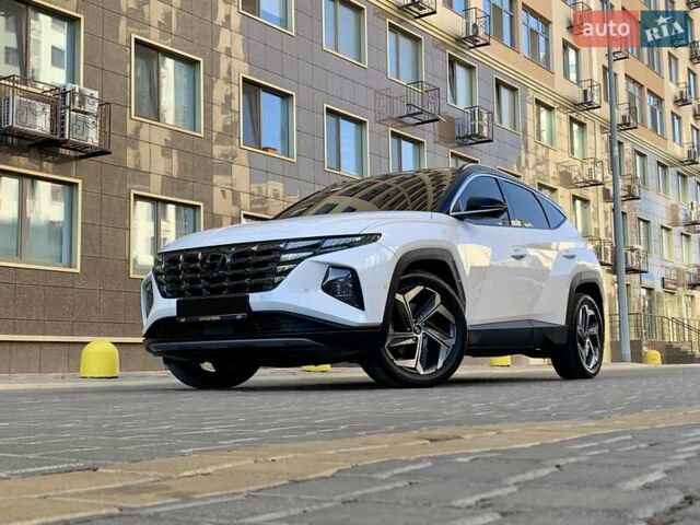 Белый Хендай Туксон, объемом двигателя 1.6 л и пробегом 93 тыс. км за 32999 $, фото 78 на Automoto.ua