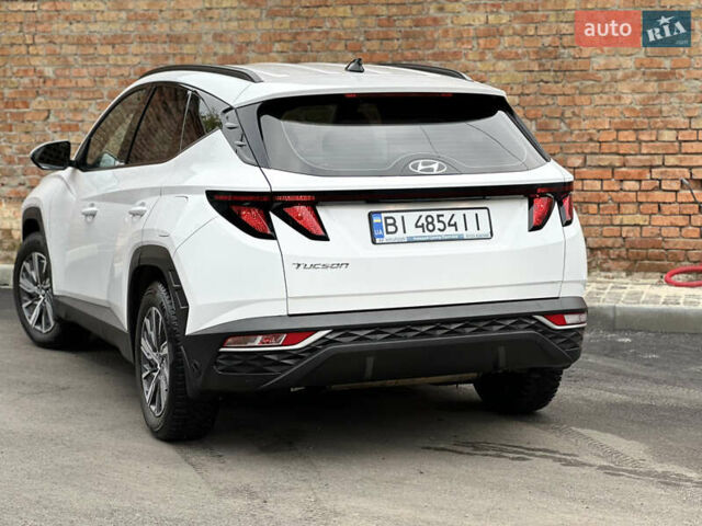 Белый Хендай Туксон, объемом двигателя 2 л и пробегом 123 тыс. км за 22800 $, фото 22 на Automoto.ua