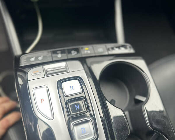 Білий Хендай Туксон, об'ємом двигуна 1.6 л та пробігом 95 тис. км за 31000 $, фото 29 на Automoto.ua