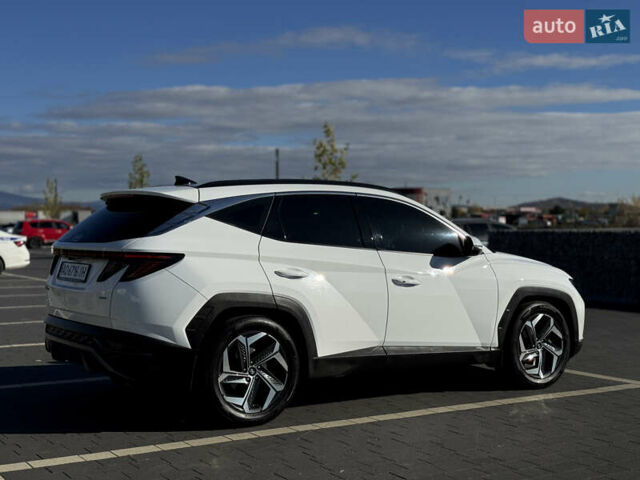Белый Хендай Туксон, объемом двигателя 2 л и пробегом 147 тыс. км за 23700 $, фото 12 на Automoto.ua