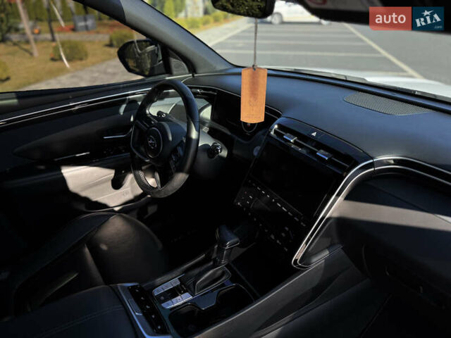 Белый Хендай Туксон, объемом двигателя 2 л и пробегом 147 тыс. км за 23700 $, фото 79 на Automoto.ua