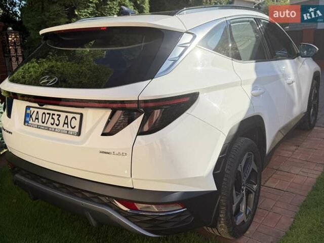 Білий Хендай Туксон, об'ємом двигуна 1.6 л та пробігом 37 тис. км за 30900 $, фото 2 на Automoto.ua